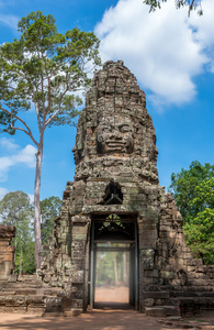 门的古代座塔普隆，柬埔寨吴哥窟