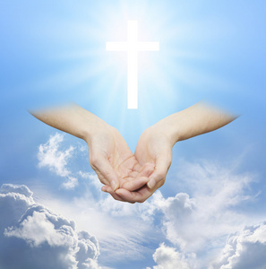 给神崇拜的神圣的爱与光的源头照片