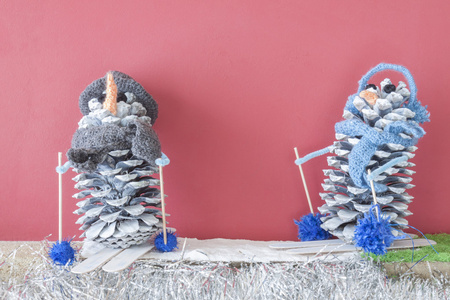 圣诞装饰工艺品壁炉滑雪者图片