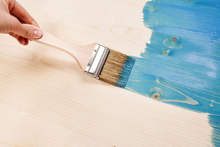 房子的油漆刷图片