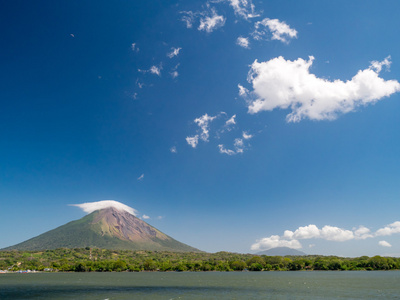 在尼加拉瓜岛 Ometepe