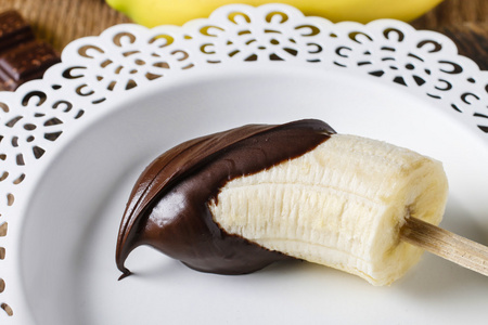 浸胶香蕉巧克力蛋糕