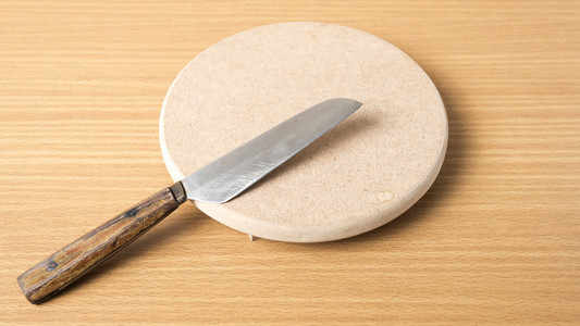 刀和砧板