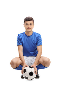 青少年足球运动员的足球