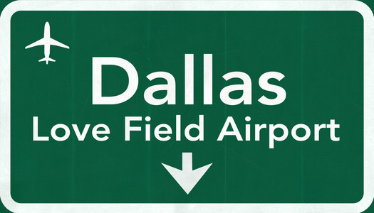 达拉斯的爱领域美国国际机场公路路标