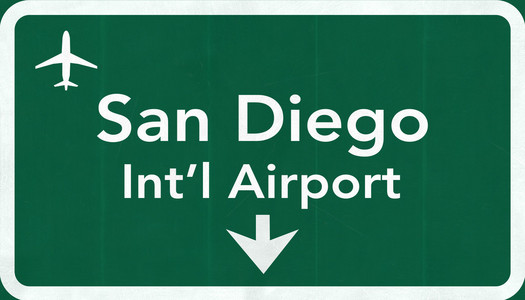 San Diego 美国国际机场公路路标