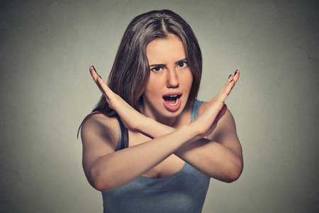 愤怒的女人照片