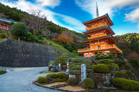 在和歌山 日本nachi 胜浦青岸渡济寺塔相似素材图片 摄图新视界