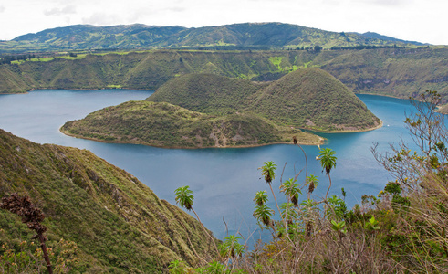 Cuicocha 湖观