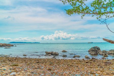 美丽的热带海滩，在芭堤雅岛柯兰