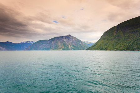 高山景观和挪威的峡湾