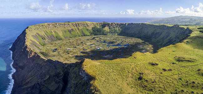 智利复活节岛上的 Rano 滘火山