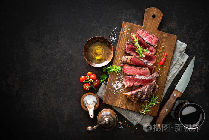 片中罕见的烤的牛肉肋眼牛排照片 正版商用图片0ecdmp 摄图新视界
