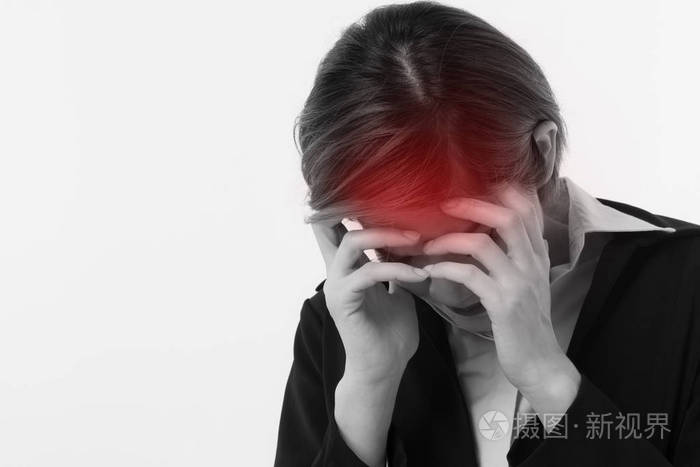 病了病了累了压力很大精疲力竭的商业女性患有头痛压力眩晕偏头痛宿醉