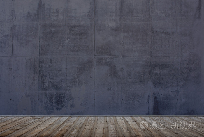 空旷的房间里垃圾墙