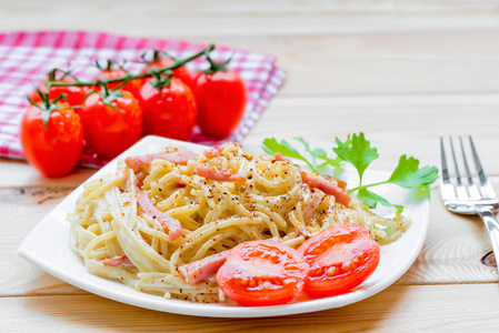 意大利面食 carbonara 精美菜