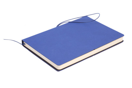 孤立在白色背景上的蓝色笔记本