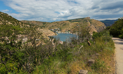 巴拉克拉瓦是克里米亚旅游胜地。湾前潜艇基地