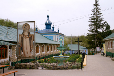 摩尔多瓦的圣地。修道院 Saharna