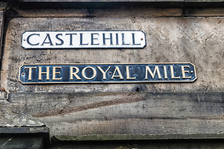 路牌为 Castlehill 的