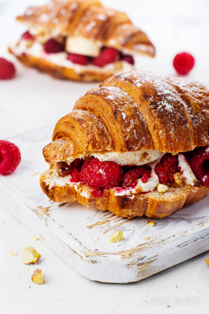 法国羊角面包奶油