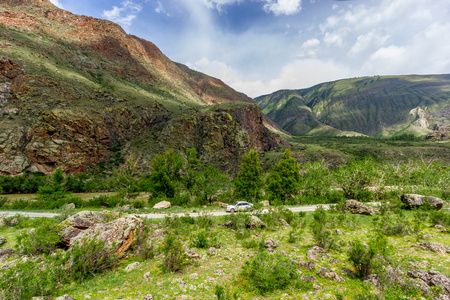 阿尔泰山河