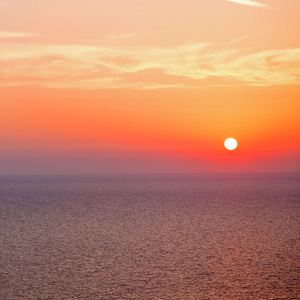 基克拉泽斯山希腊日落在地中海红海和