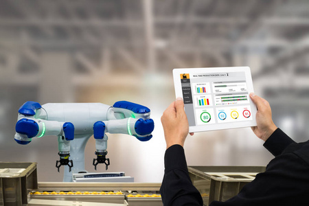 监控机器人图片-监控机器人素材-监控机器人插画-摄图新视界