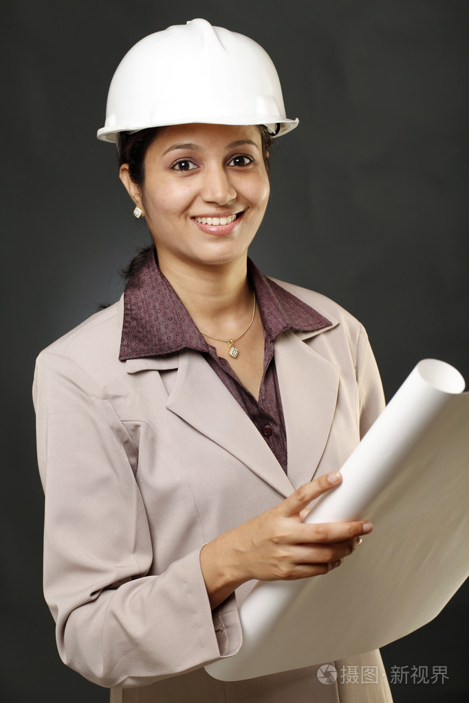 年轻的女建筑师