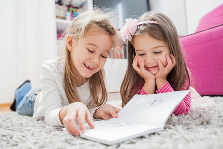 快乐阅读读书小报图片