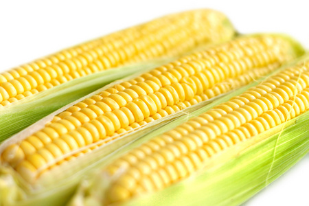 甜玉米棒子加工而成图片