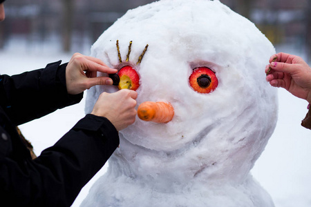 增加真正的雪花图片