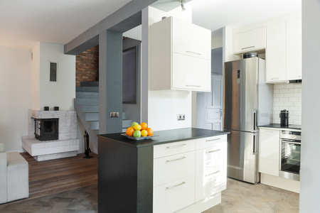 开放式厨房和客厅图片