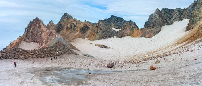 大惊小怪峰火山