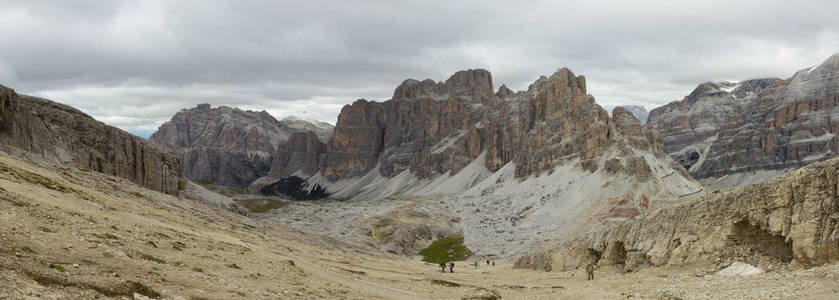 帕苏丰杜 Falzarego, 白云岩, 南 Tirol, 意大利的风景景观