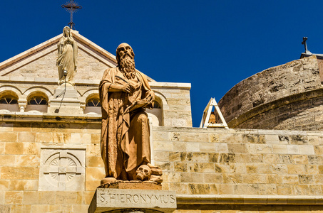雕塑的圣墓大教堂 S.Hieronymus