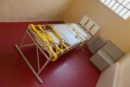 精神病为抑制精神病患者的床照片