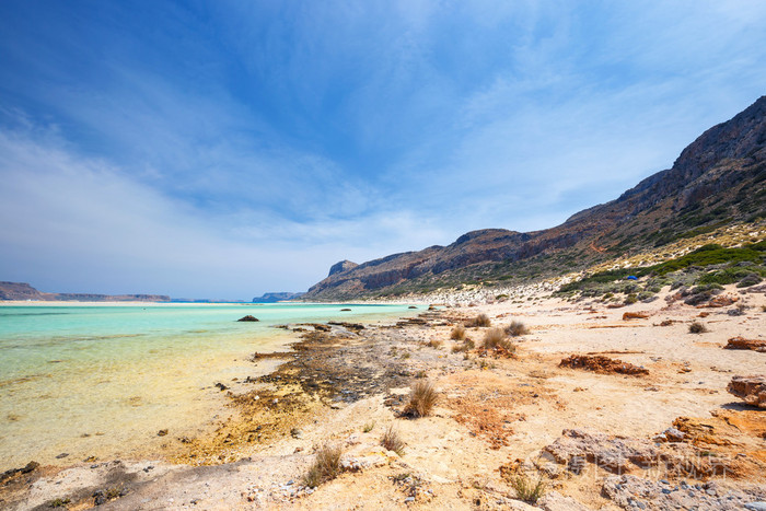 美丽的海滩也泻湖，克里特岛的视图