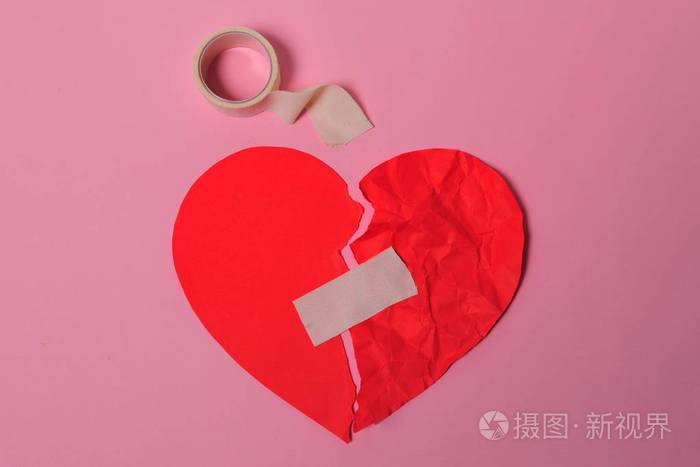 破碎的红心脏再次用白色的补丁录音.梗塞和离婚图标