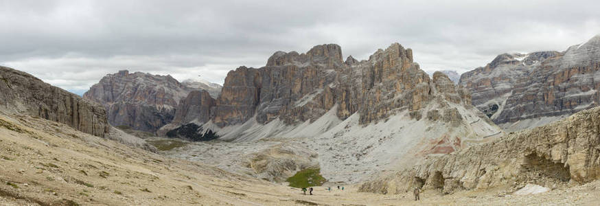 帕苏丰杜 Falzarego, 白云岩, 南 Tirol, 意大利的风景景观