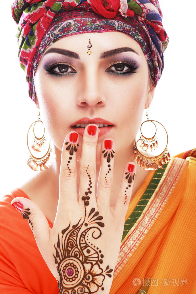 印度女人用手上的指甲花