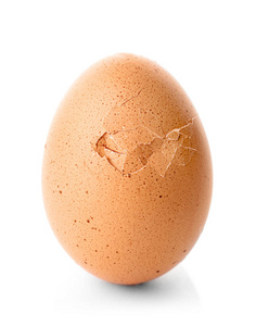 白色裂纹白色背景上的裂纹的鸡蛋照片