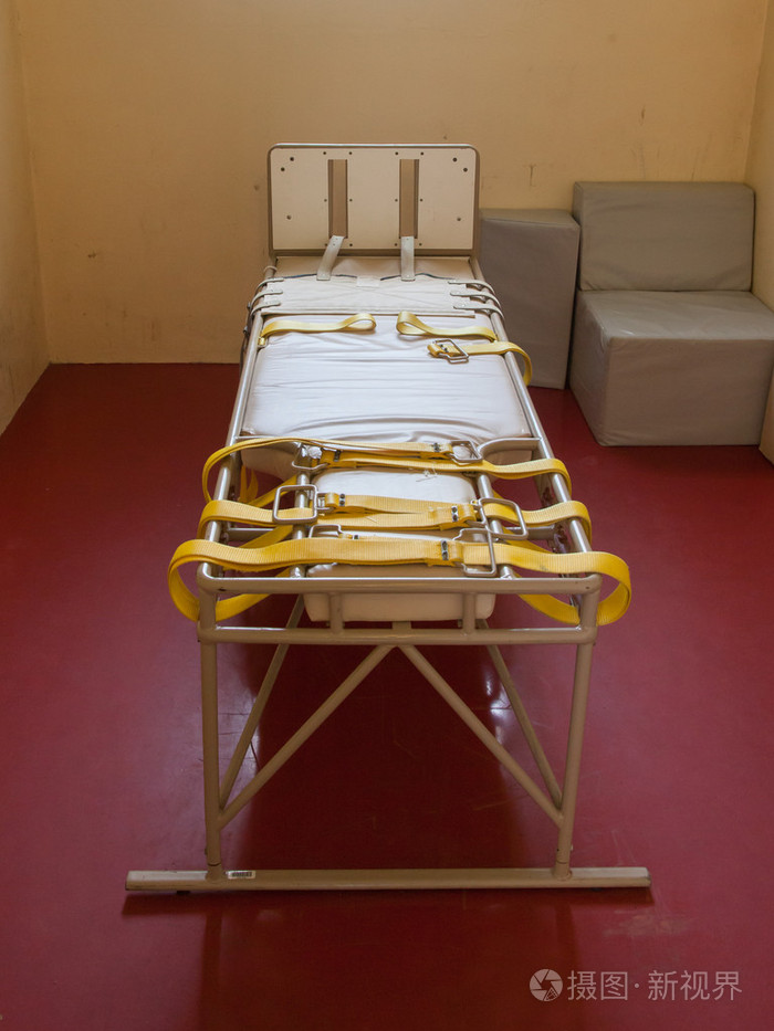 为抑制精神病患者的床