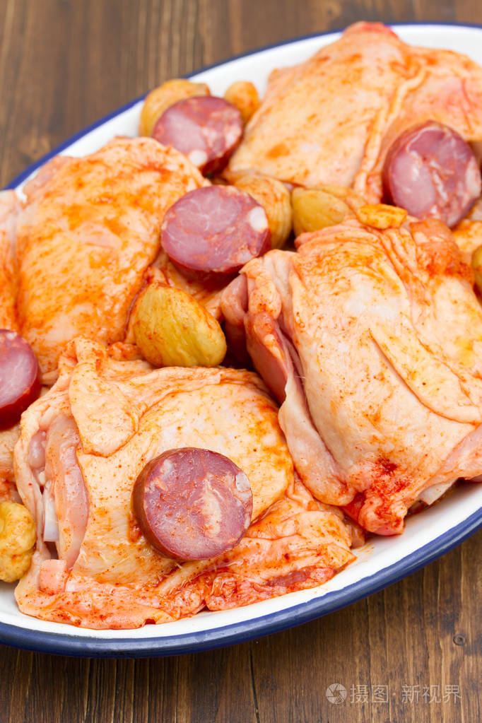 菜熏香肠生腌鸡