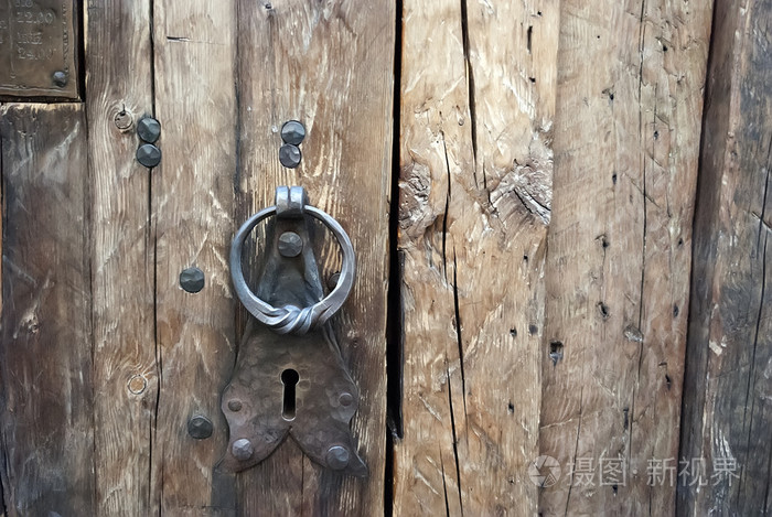 老式的门把手