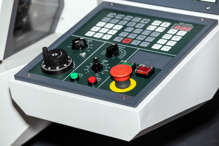 数控机床设备控制面板图片