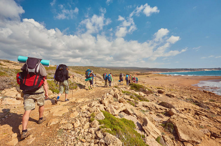 沙质道路图片-沙质道路素材-沙质道路插画-摄图新视界