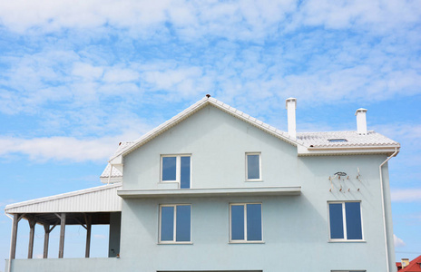 白色屋顶带来凉爽的储蓄, 可以降低空调成本高达20%照片