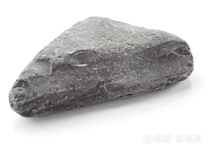 白色背景上的灰色石头
