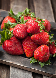 新鲜的有机熟草莓